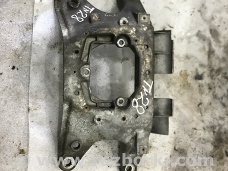 ФОТО Кронштейн для Porsche Macan I 95B +FL (13-18) Київ