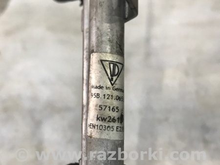 ФОТО Патрубок системы охлаждения для Porsche Macan I 95B +FL (13-18) Київ