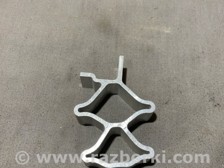 ФОТО Кронштейн для Porsche Macan I 95B +FL (13-18) Київ