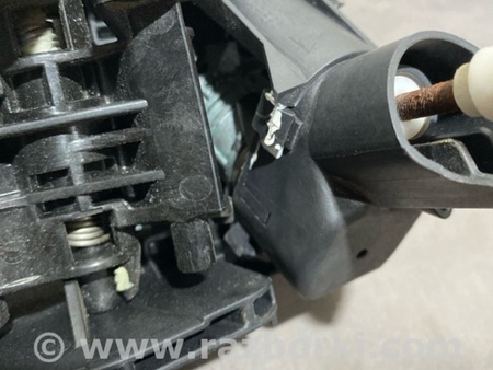 ФОТО Кронштейн ручки двери для Porsche Macan I 95B +FL (13-18) Київ