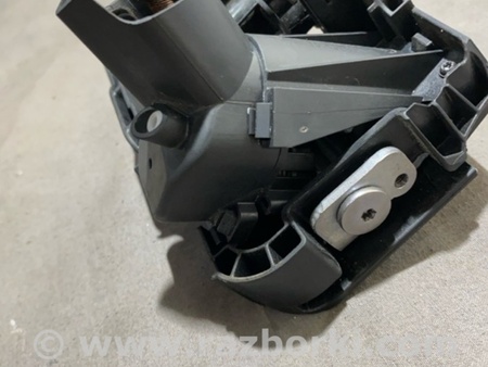 ФОТО Кронштейн ручки двери для Porsche Macan I 95B +FL (13-18) Київ