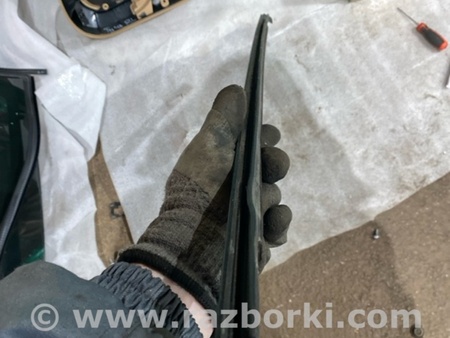 ФОТО Уплотнитель стекла двери для Porsche Macan I 95B +FL (13-18) Київ