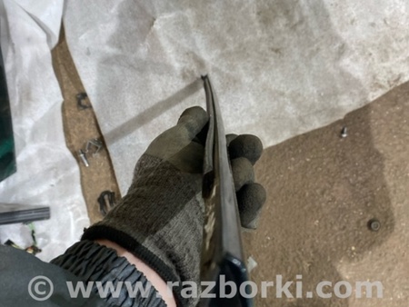 ФОТО Уплотнитель стекла двери для Porsche Macan I 95B +FL (13-18) Київ