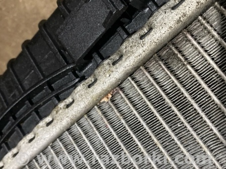 ФОТО Радиатор охлаждения двигателя для Porsche Macan I 95B +FL (13-18) Київ