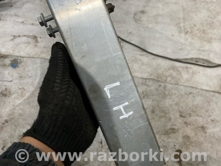 ФОТО Кронштейн усилителя бампера для Porsche Macan I 95B +FL (13-18) Київ