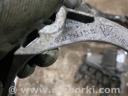 ФОТО Кронштейн для Porsche Macan I 95B +FL (13-18) Київ