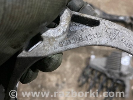 ФОТО Кронштейн для Porsche Macan I 95B +FL (13-18) Київ