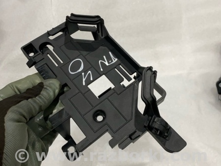 ФОТО Кронштейн для Porsche Macan I 95B +FL (13-18) Київ