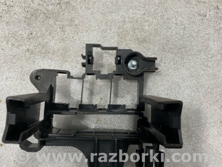 ФОТО Кронштейн для Porsche Macan I 95B +FL (13-18) Київ