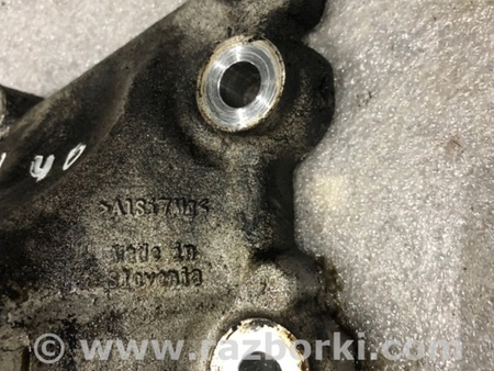 ФОТО Кронштейн для Porsche Macan I 95B +FL (13-18) Київ