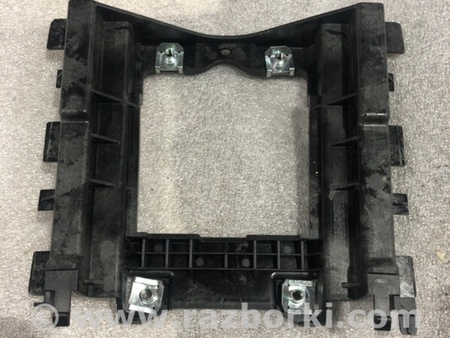 ФОТО Кронштейн для Porsche Macan I 95B +FL (13-18) Київ