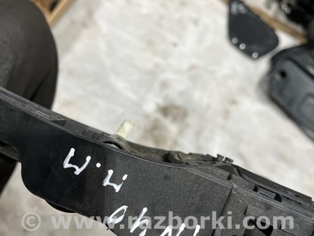 ФОТО Кронштейн ручки двери для Porsche Macan I 95B +FL (13-18) Київ