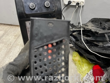 ФОТО Пластик для Porsche Macan I 95B +FL (13-18) Київ