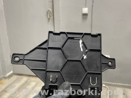 ФОТО Кронштейн для Porsche Macan I 95B +FL (13-18) Київ