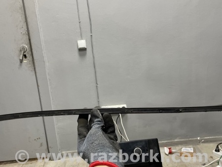 ФОТО Уплотнительная резинка для Porsche Macan I 95B +FL (13-18) Київ