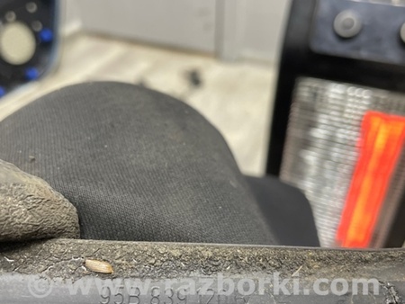 ФОТО Уплотнительная резинка для Porsche Macan I 95B +FL (13-18) Київ