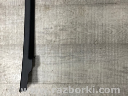 ФОТО Уплотнитель кузова для Porsche Macan I 95B +FL (13-18) Київ