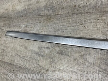 ФОТО Уплотнитель кузова для Porsche Macan I 95B +FL (13-18) Київ