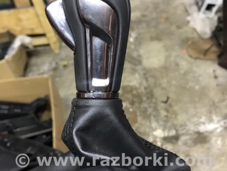 ФОТО Кожух ручки КПП для Mazda 3 IV BP (2019-) Київ