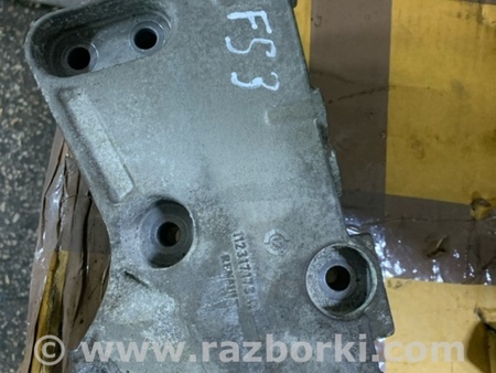 ФОТО Кронштейн для Renault Megane 3 (08-16) Київ