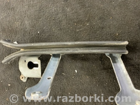 ФОТО Направляющая стекла передняя левая для Renault Megane 3 (08-16) Київ