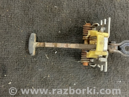 ФОТО Ограничитель двери задний правый для Renault Megane 3 (08-16) Київ