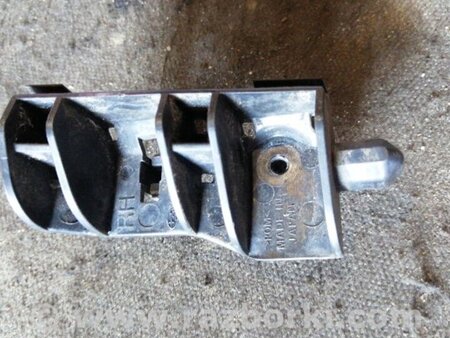 ФОТО Крепление крыла переднее правое для Subaru Outback III BP/BL (03-09) Київ