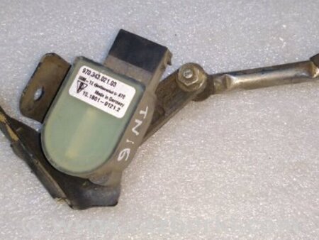 ФОТО Датчик высоты дорожного просвета для Porsche Panamera I 970 (09-16) Київ