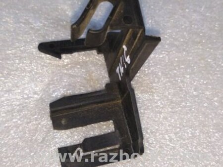 ФОТО Кронштейн для Porsche Panamera I 970 (09-16) Київ