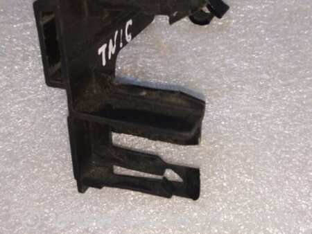 ФОТО Кронштейн для Porsche Panamera I 970 (09-16) Київ