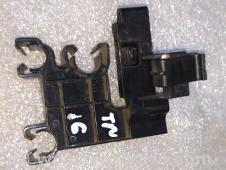 ФОТО Кронштейн для Porsche Panamera I 970 (09-16) Київ