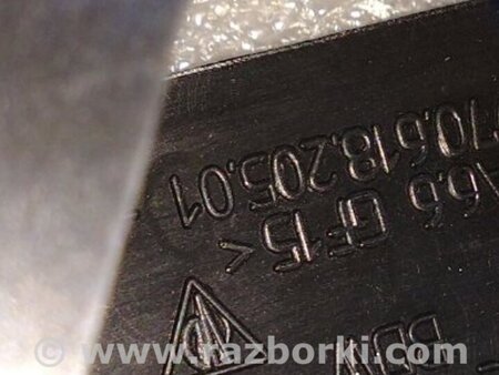 ФОТО Кронштейн для Porsche Panamera I 970 (09-16) Київ