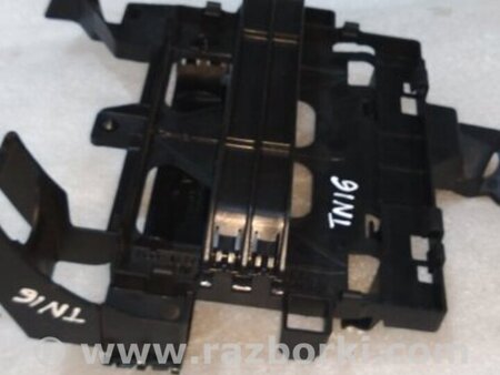 ФОТО Кронштейн для Porsche Panamera I 970 (09-16) Київ