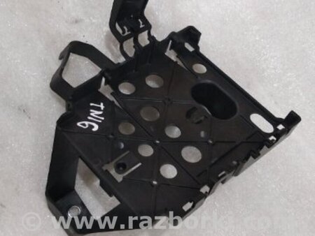 ФОТО Кронштейн для Porsche Panamera I 970 (09-16) Київ