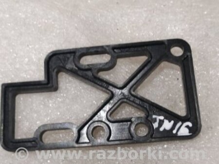 ФОТО Кронштейн для Porsche Panamera I 970 (09-16) Київ