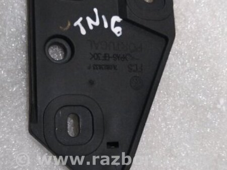 ФОТО Кронштейн для Porsche Panamera I 970 (09-16) Київ