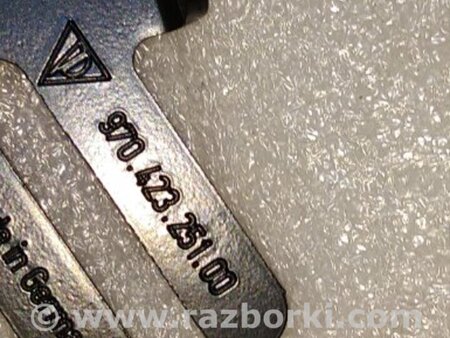 ФОТО Кронштейн для Porsche Panamera I 970 (09-16) Київ