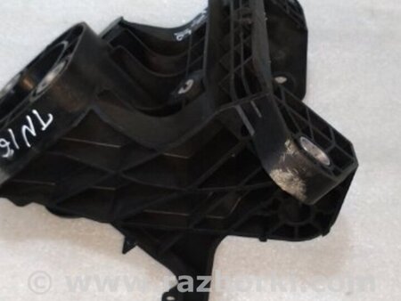 ФОТО Кронштейн для Porsche Panamera I 970 (09-16) Київ