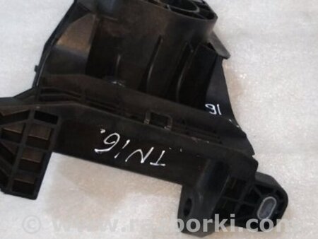 ФОТО Кронштейн для Porsche Panamera I 970 (09-16) Київ