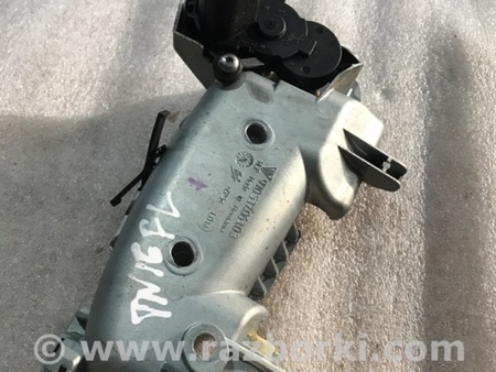 ФОТО Кронштейн для Porsche Panamera I 970 (09-16) Київ