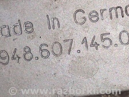 ФОТО Кронштейн для Porsche Panamera I 970 (09-16) Київ