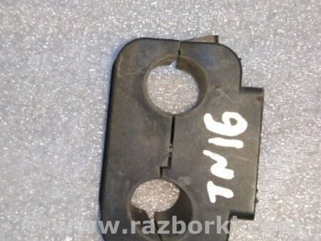 ФОТО Крепление для Porsche Panamera I 970 (09-16) Київ