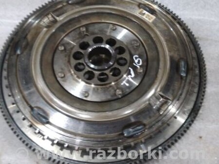 ФОТО Маховик двигателя для Porsche Panamera I 970 (09-16) Київ