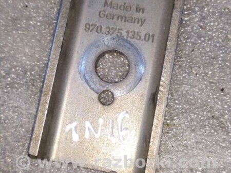 ФОТО Крепление для Porsche Panamera I 970 (09-16) Київ