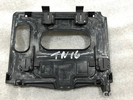 ФОТО Кронштейн для Porsche Panamera I 970 (09-16) Київ