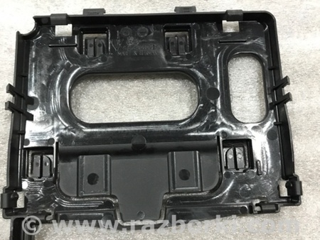 ФОТО Кронштейн для Porsche Panamera I 970 (09-16) Київ