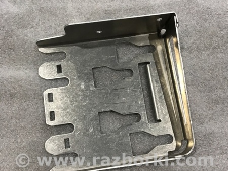 ФОТО Кронштейн для Porsche Panamera I 970 (09-16) Київ