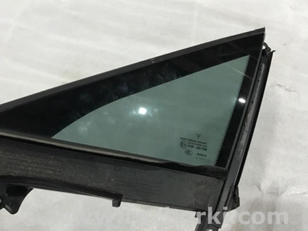 ФОТО Форточка двери для Porsche Panamera I 970 (09-16) Київ