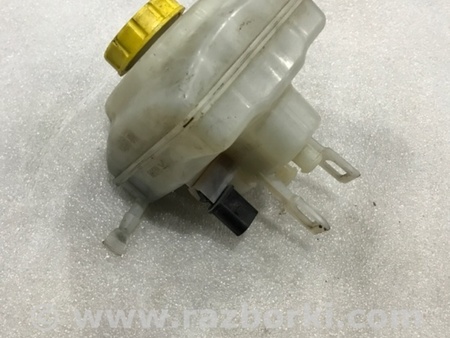 ФОТО Бачок для тормозной жидкости для Porsche Panamera I 970 (09-16) Київ