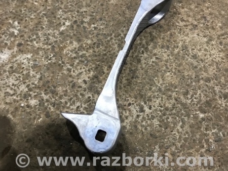 ФОТО Кронштейн для Porsche Panamera I 970 (09-16) Київ